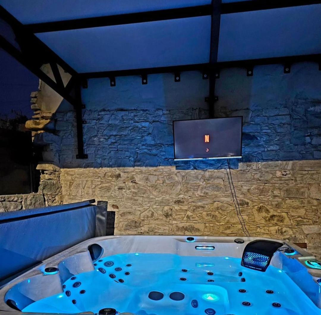 The Stonehouse Suites With Private Bath Spas Лімасол Екстер'єр фото
