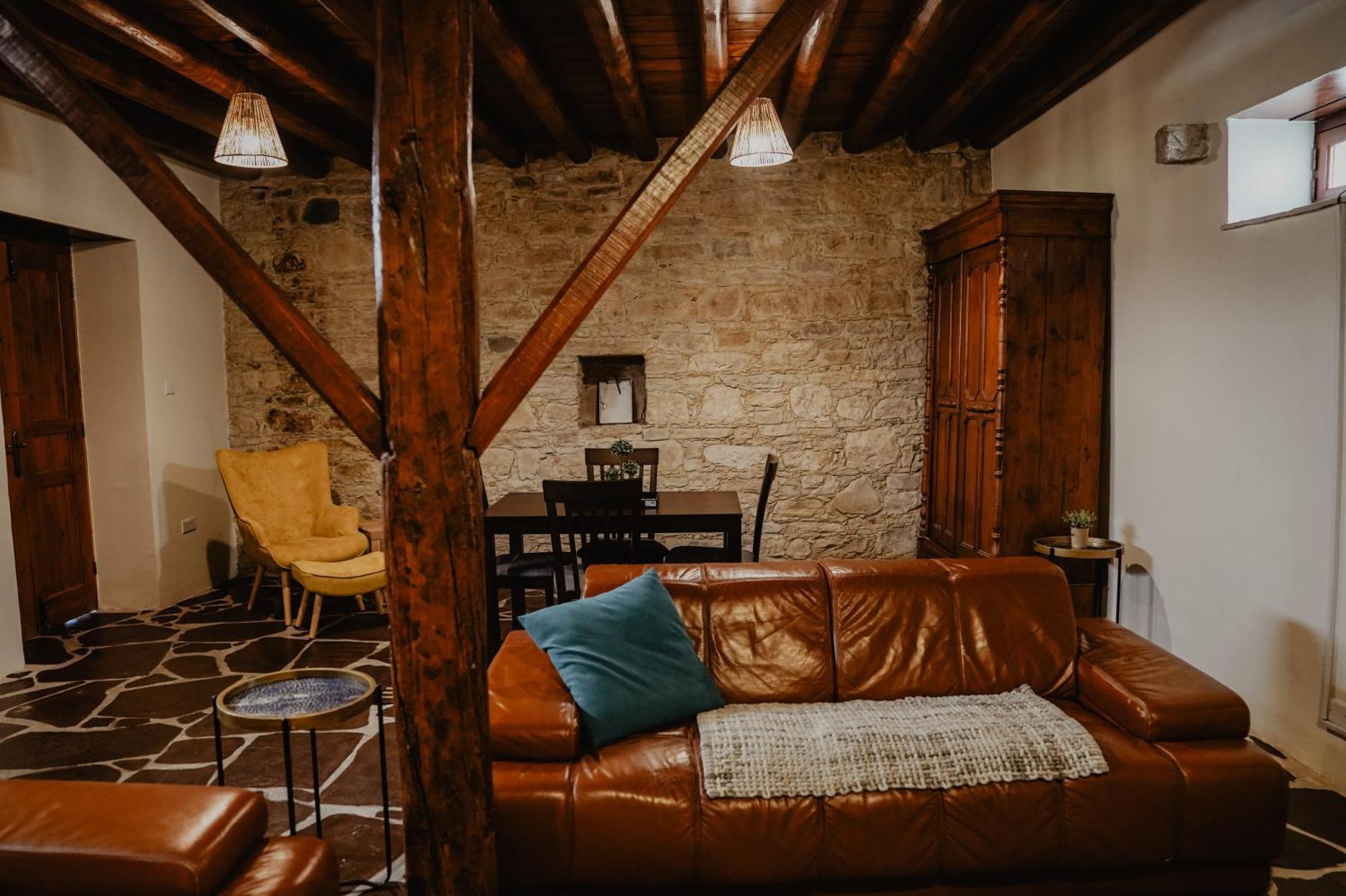 The Stonehouse Suites With Private Bath Spas Лімасол Екстер'єр фото