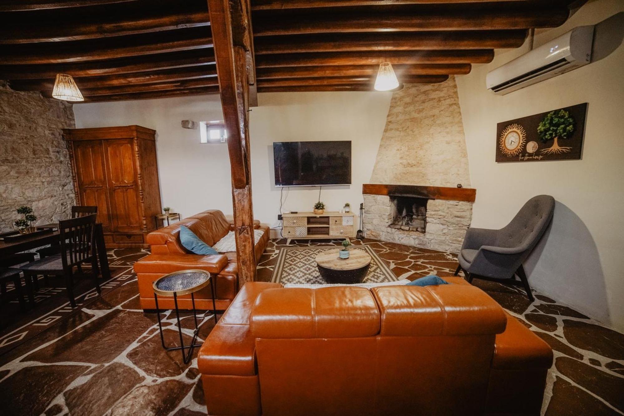 The Stonehouse Suites With Private Bath Spas Лімасол Екстер'єр фото