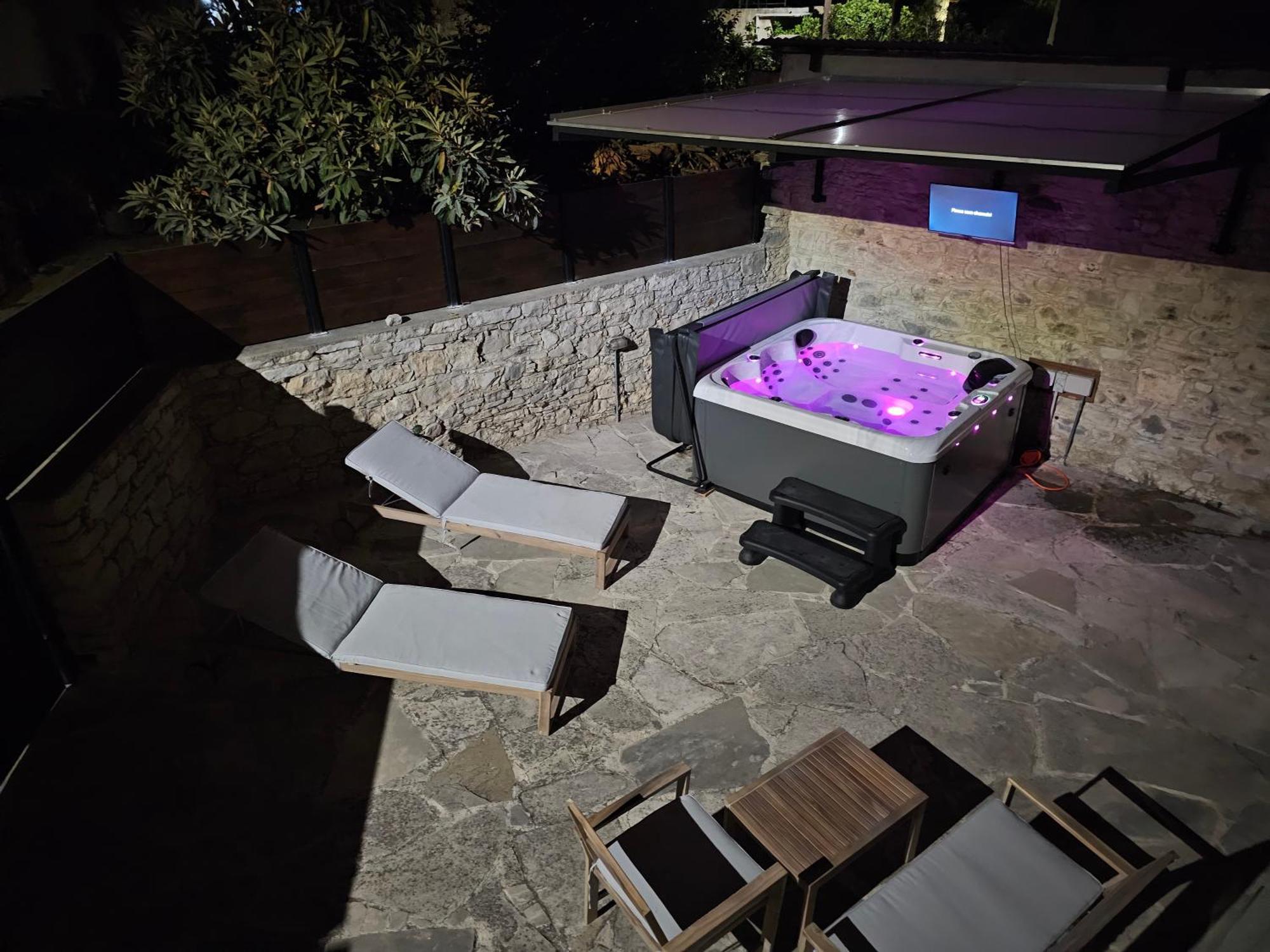 The Stonehouse Suites With Private Bath Spas Лімасол Екстер'єр фото