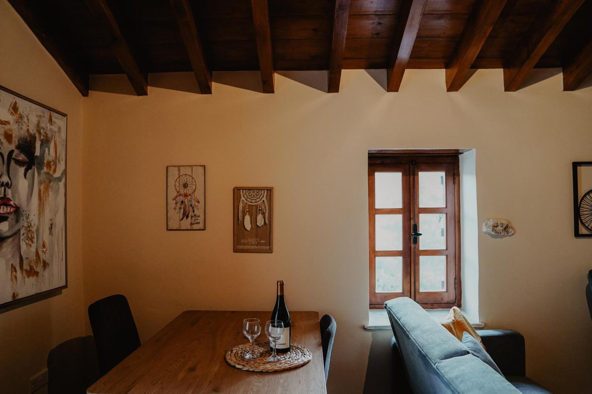 The Stonehouse Suites With Private Bath Spas Лімасол Номер фото